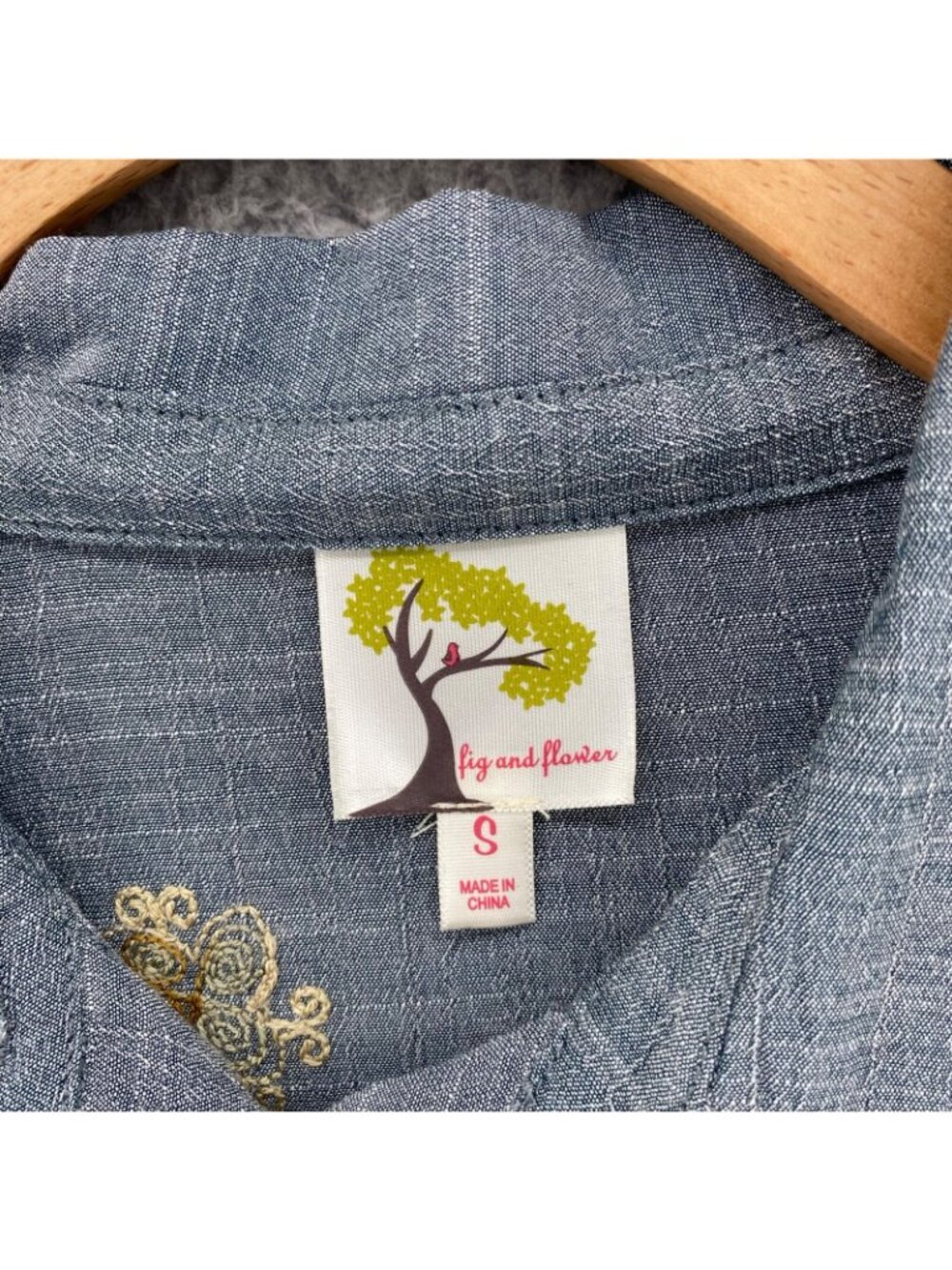 Figueroa & Flower Shirt Womens Small Gray Floral Embroidered Tunic Long Sleeve - Picture 6 of 11